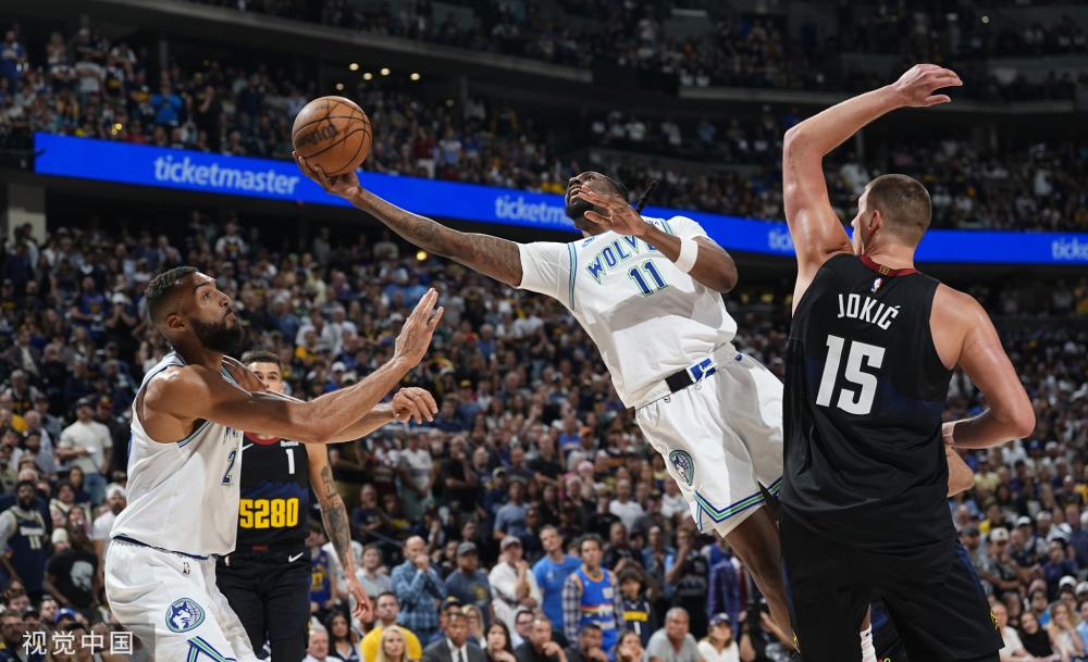 郑加恒在首 郑加恒在首