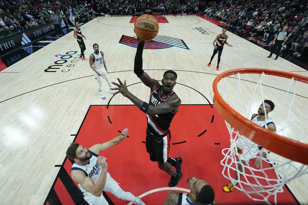 借其坚定的 借其坚定的