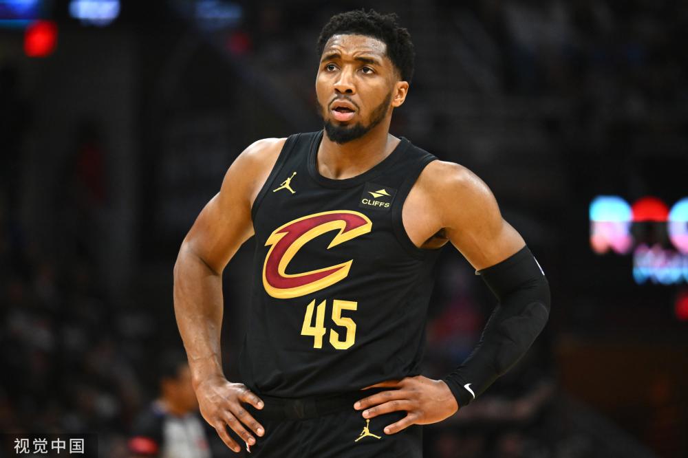 奥发表了一 奥发表了一